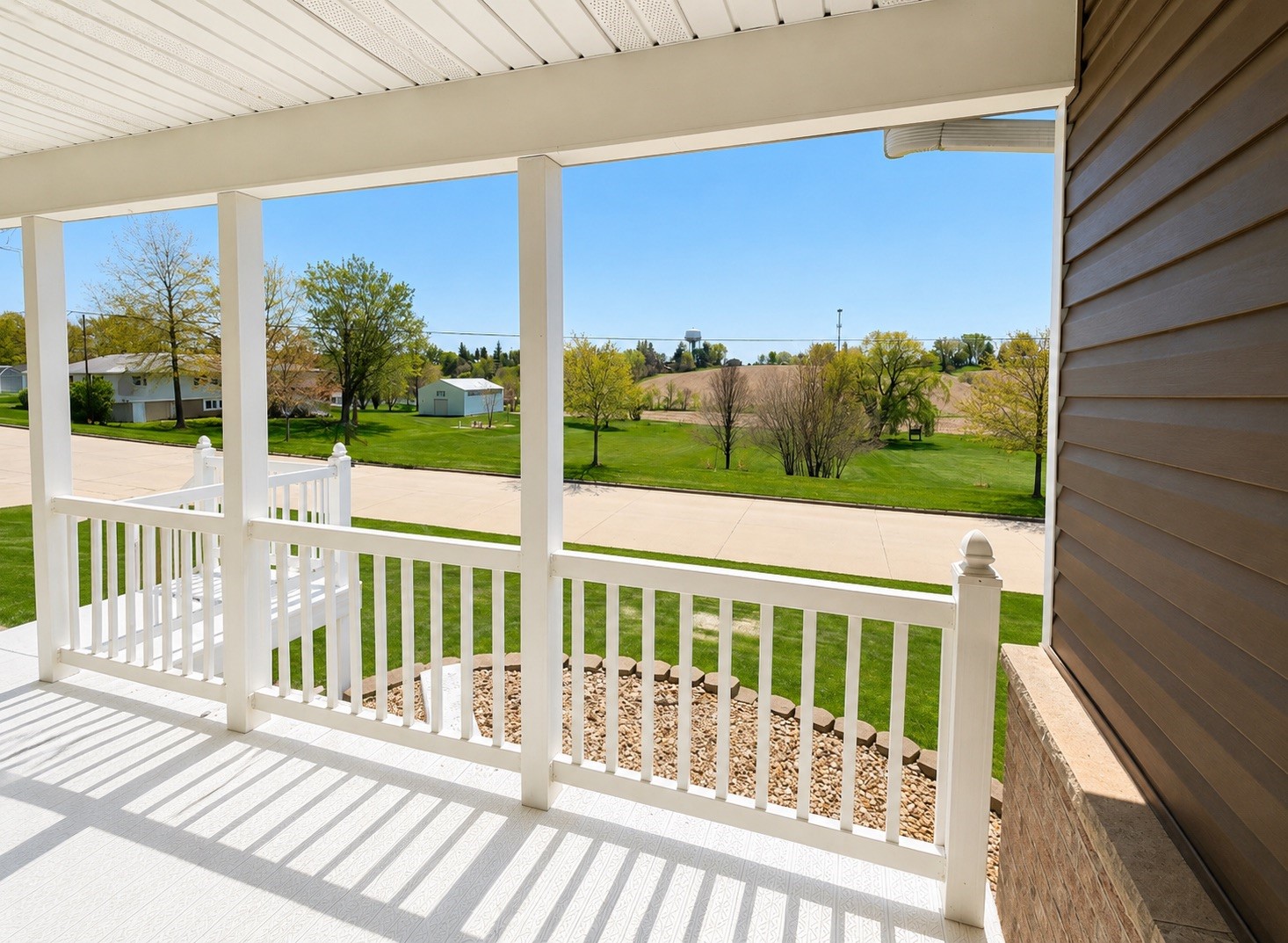 740 W 6th Street Monticello IA 52310