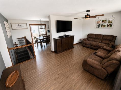 740 W 6th Street Monticello IA 52310
