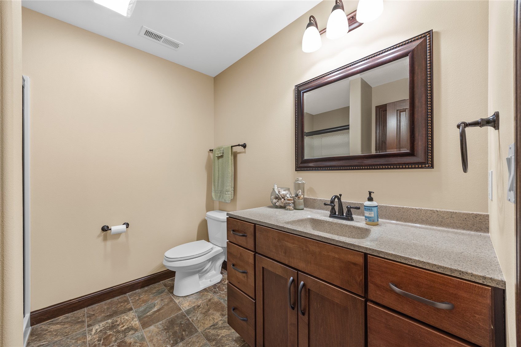 982 Raleigh Lane Marion IA 52302