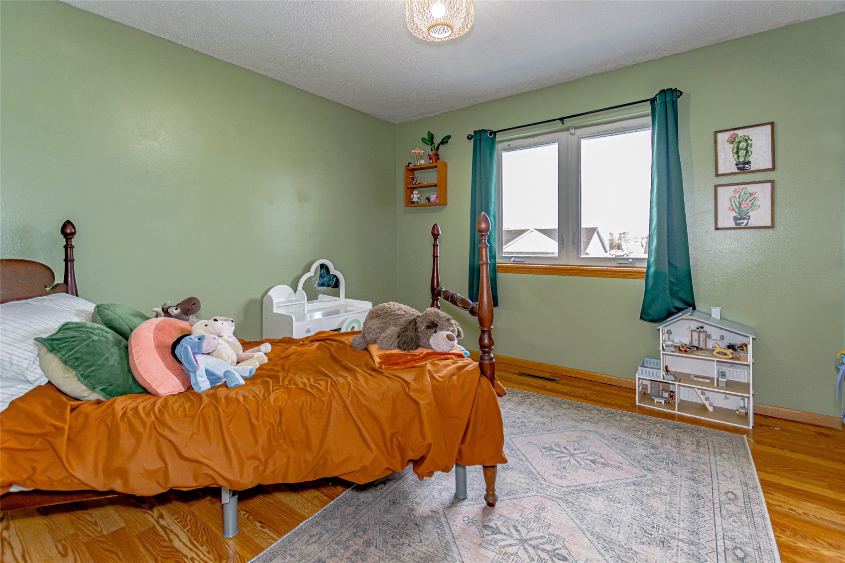 2335 Jomar Court SW Cedar Rapids IA 52404