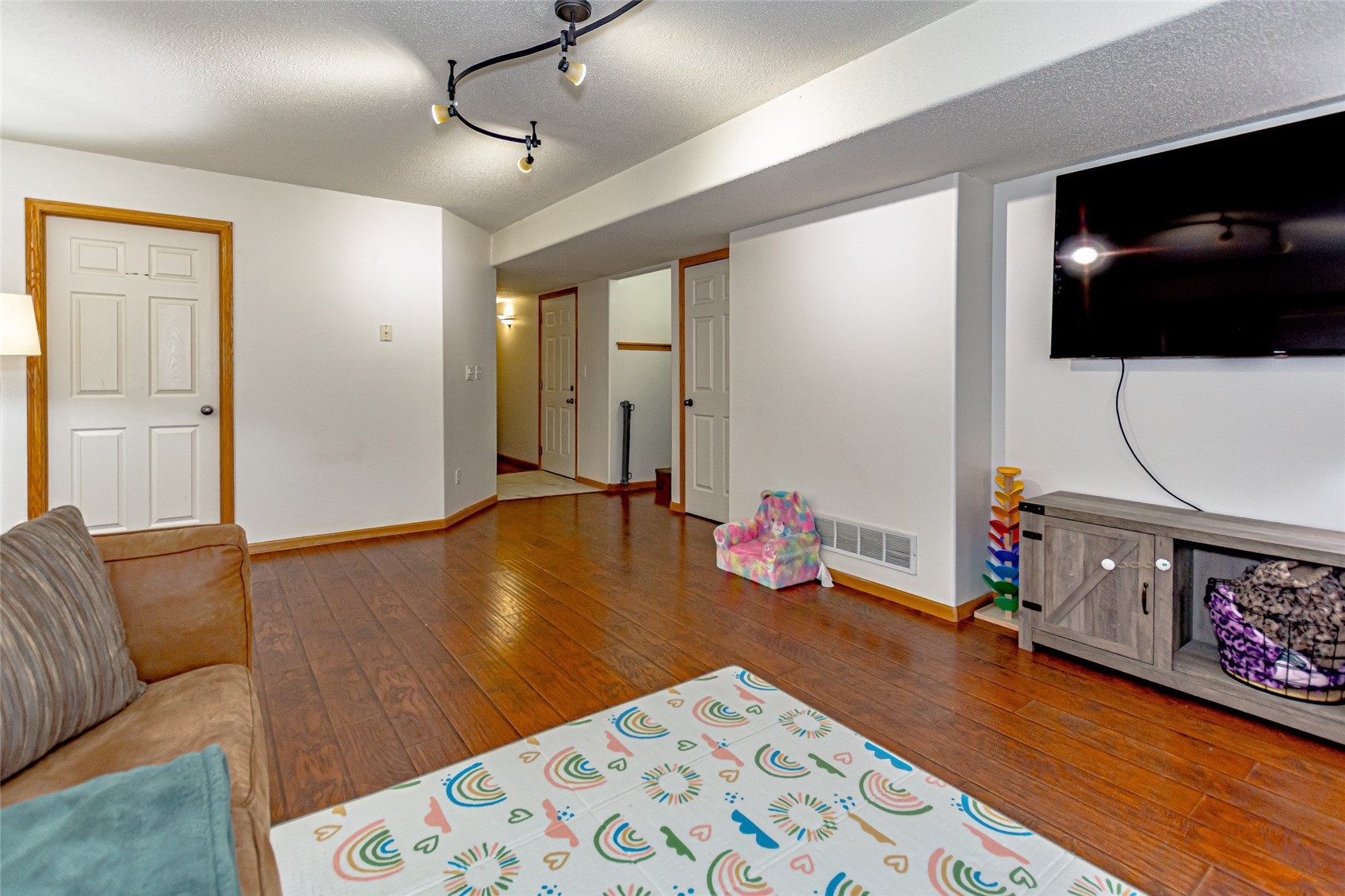 2335 Jomar Court SW Cedar Rapids IA 52404
