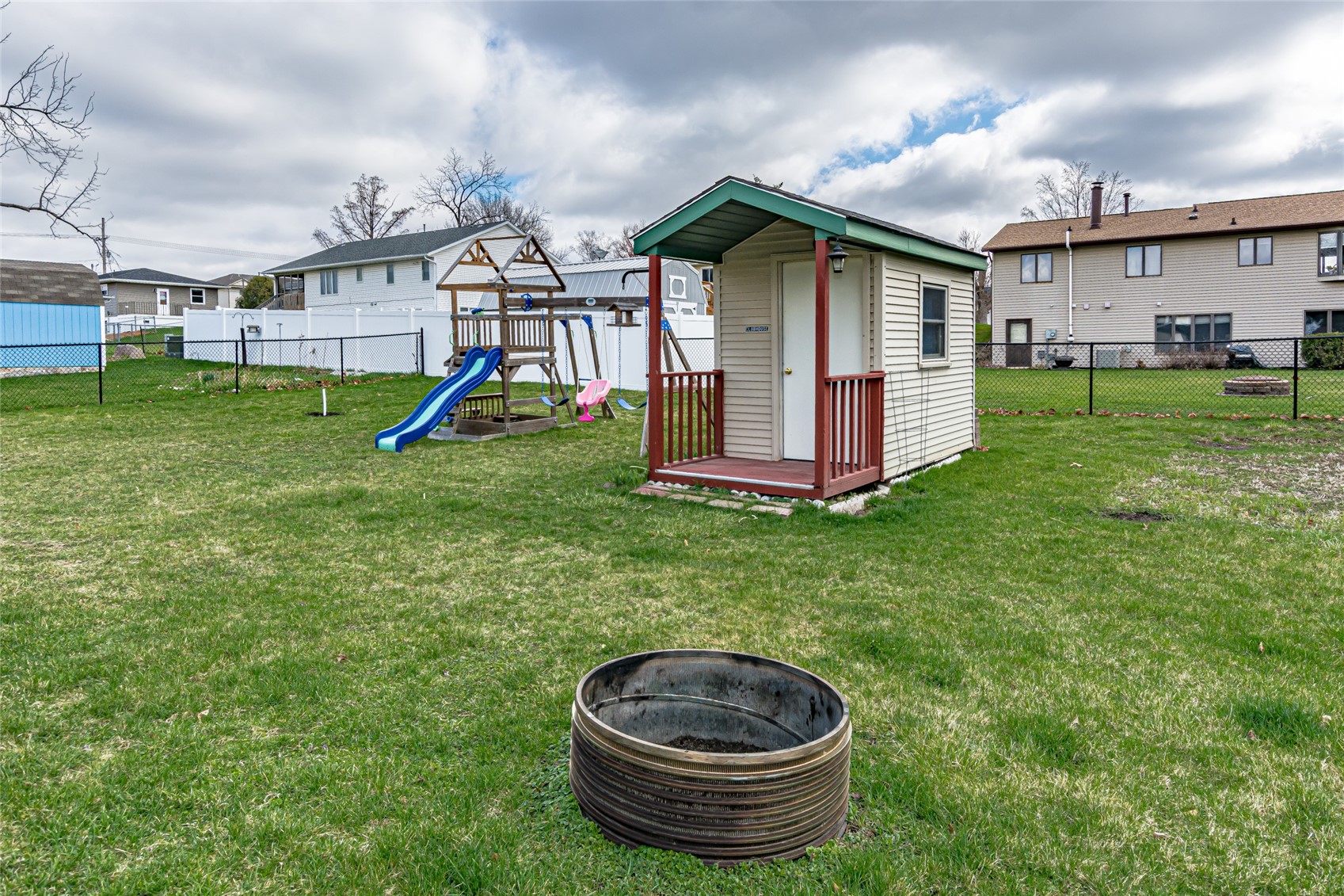 2335 Jomar Court SW Cedar Rapids IA 52404