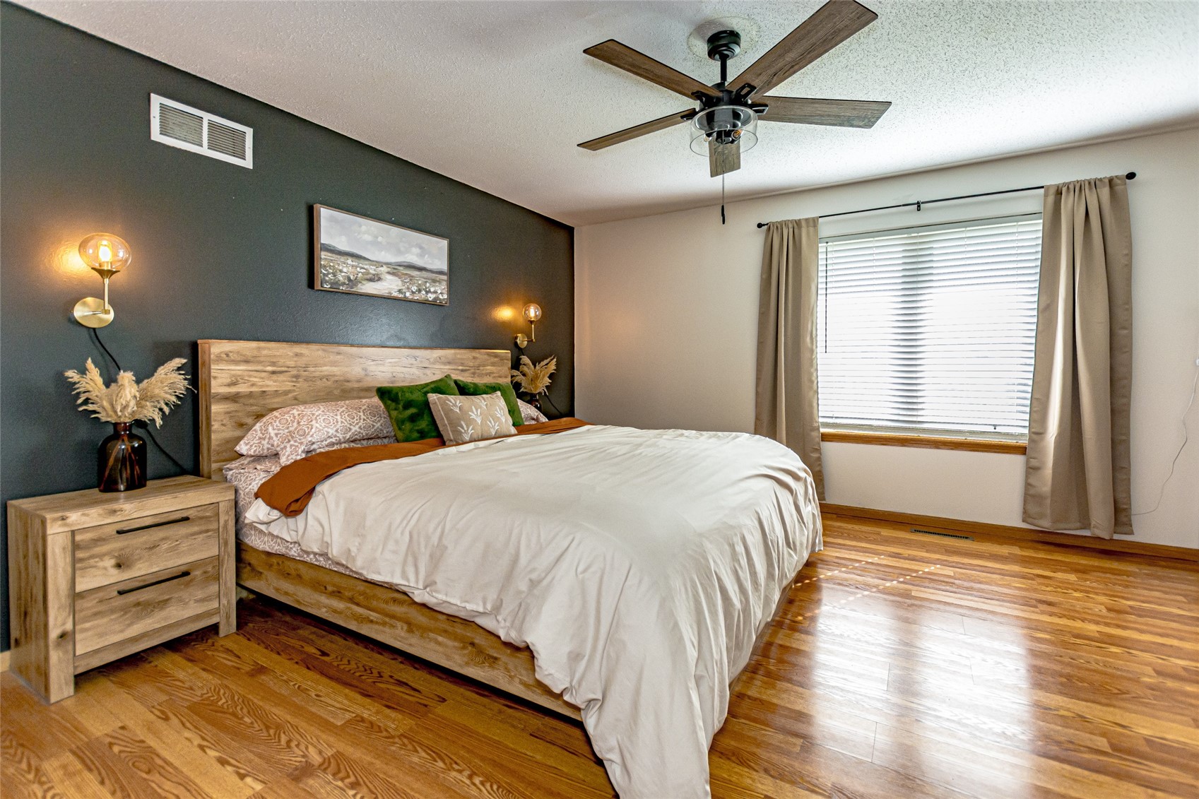 2335 Jomar Court SW Cedar Rapids IA 52404