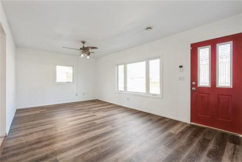 3730 Kencrest Drive NE Cedar Rapids IA 52402