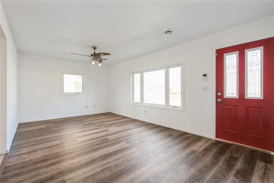 3730 Kencrest Drive NE Cedar Rapids IA 52402