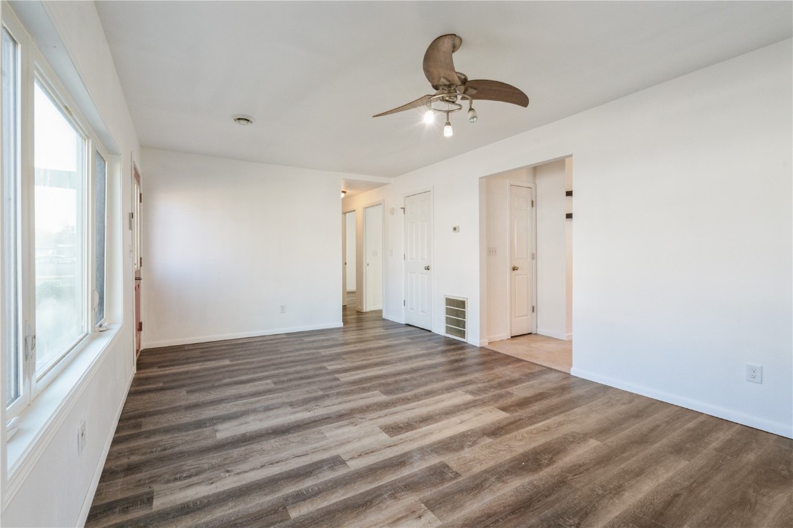 3730 Kencrest Drive NE Cedar Rapids IA 52402