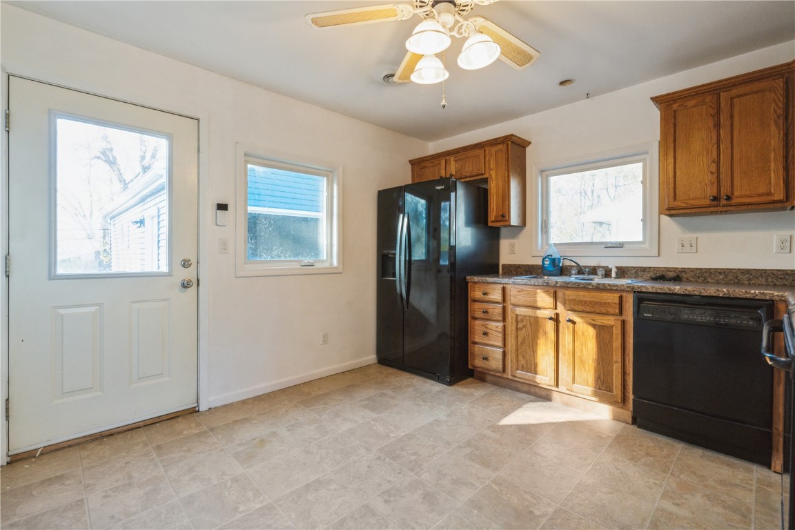 3730 Kencrest Drive NE Cedar Rapids IA 52402