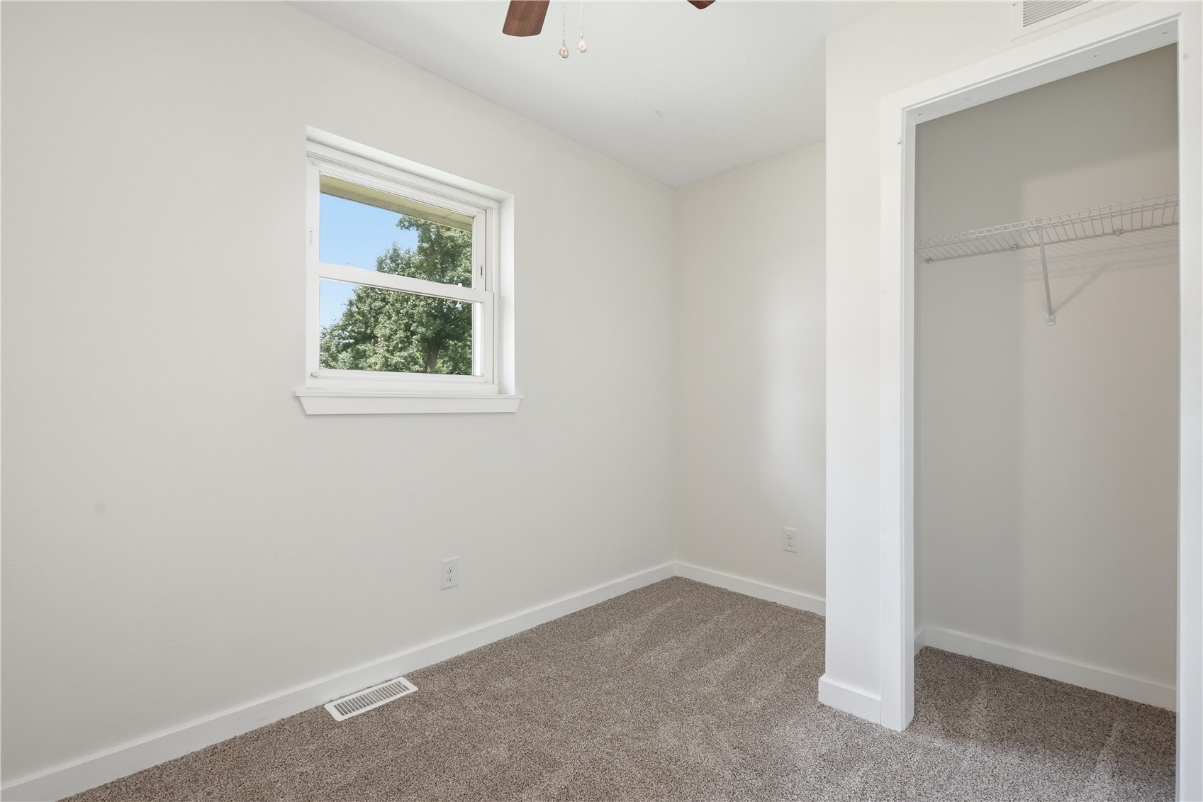 4432 Sherman Street NE Cedar Rapids IA 52402
