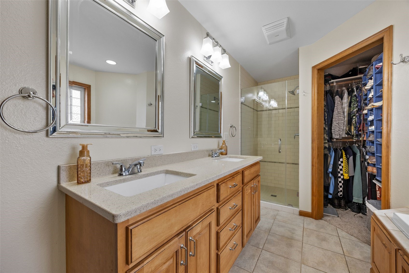 327 Hillview Drive SE Mt Vernon IA 52314