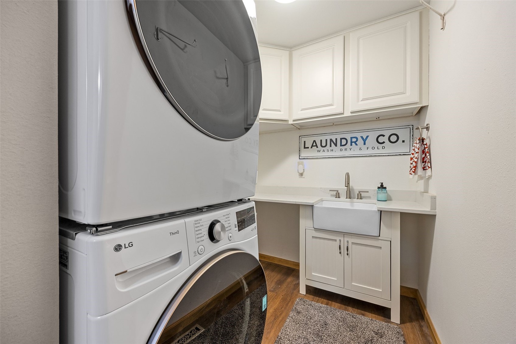 327 Hillview Drive SE Mt Vernon IA 52314