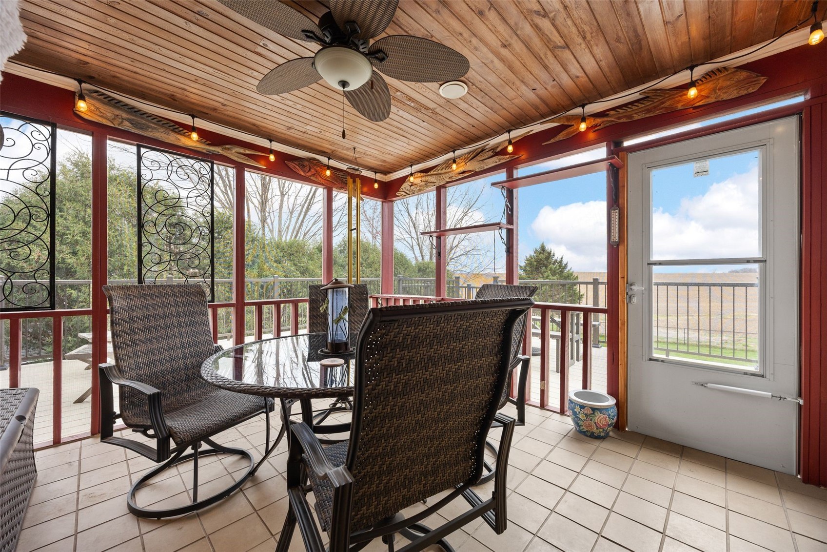 327 Hillview Drive SE Mt Vernon IA 52314