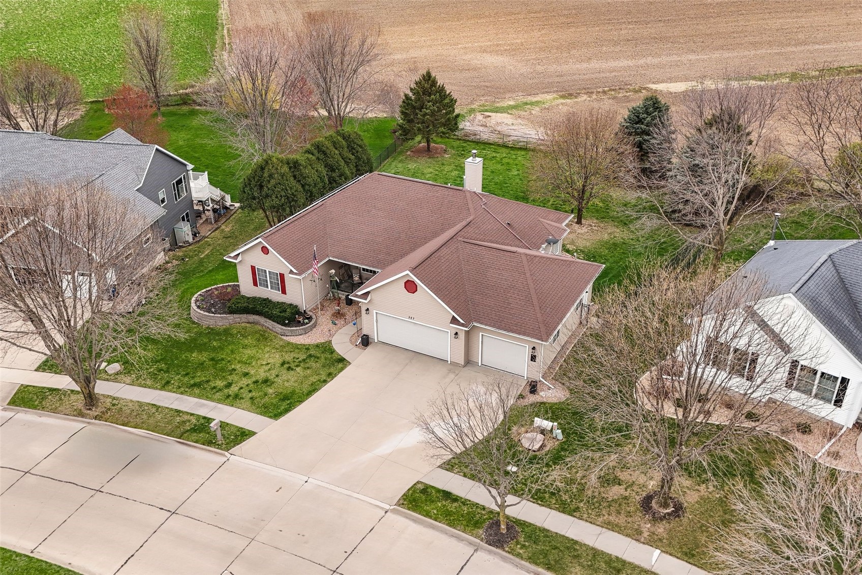 327 Hillview Drive SE Mt Vernon IA 52314
