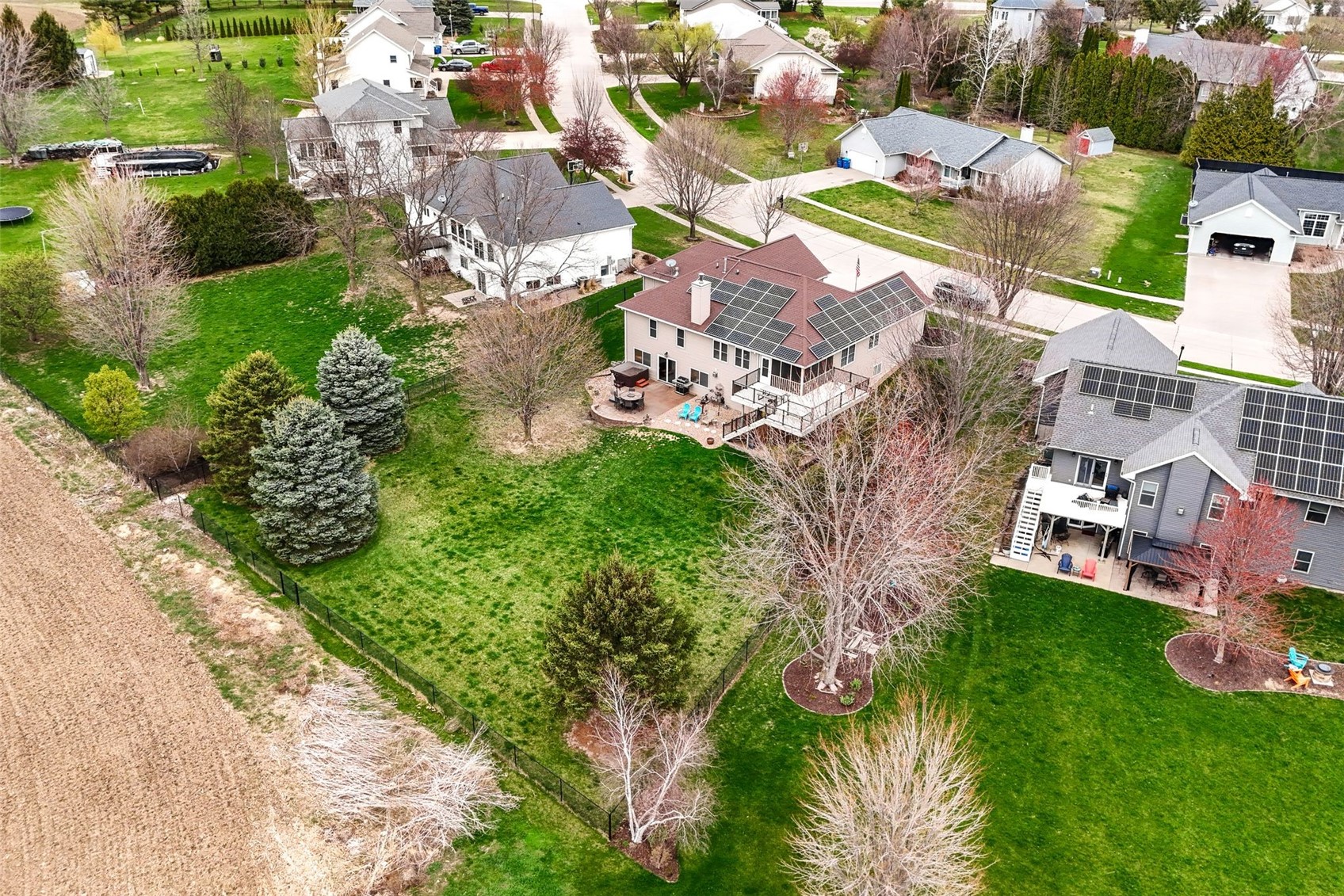 327 Hillview Drive SE Mt Vernon IA 52314