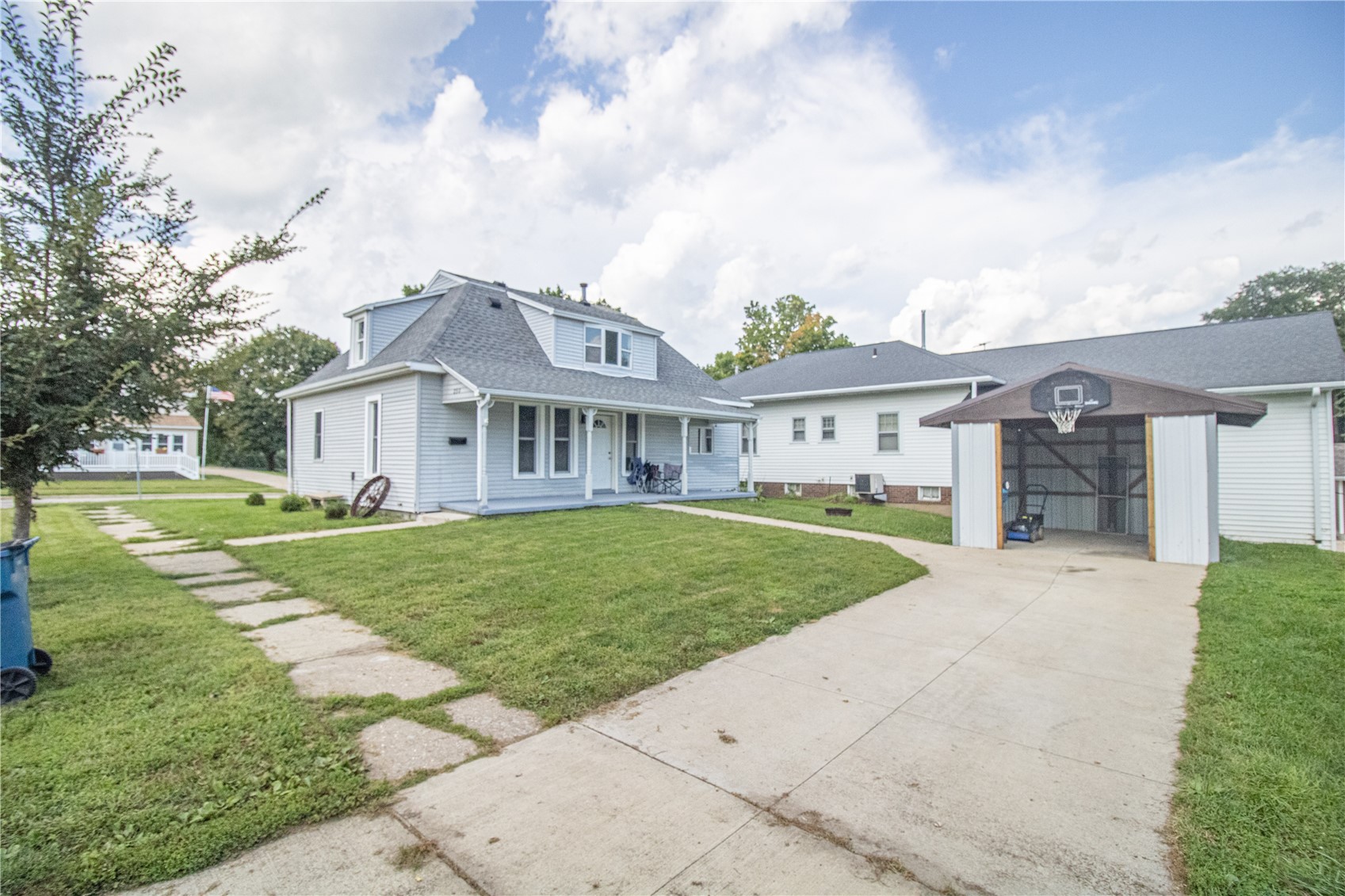 250 N Elm Street Monticello IA 52310