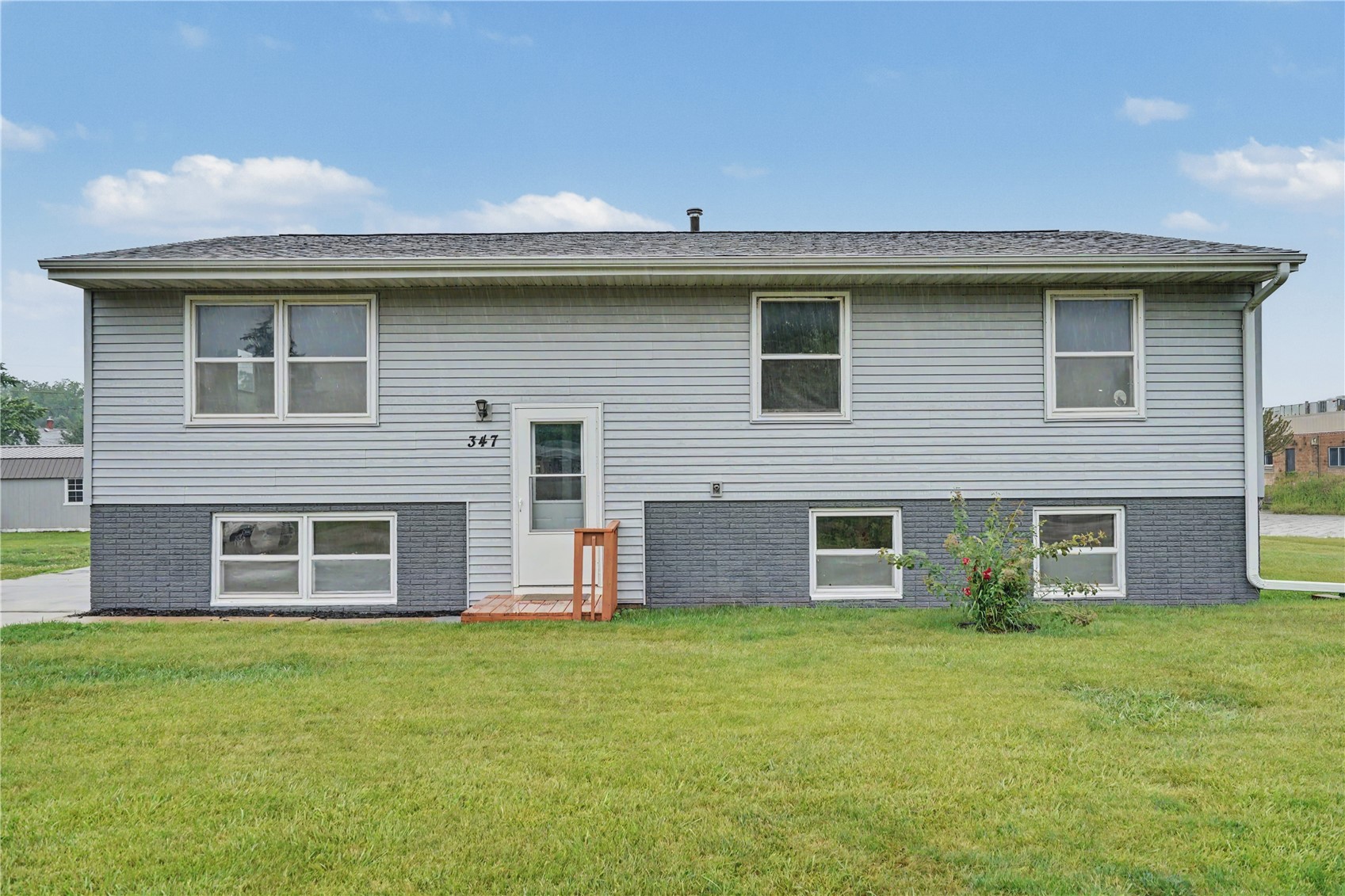 347 3rd Street N Central City IA 52214