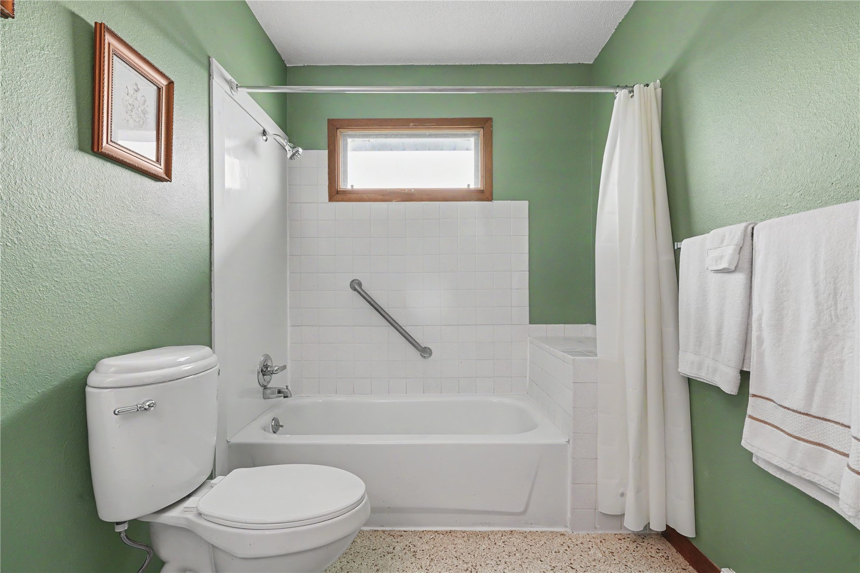 347 3rd Street N Central City IA 52214