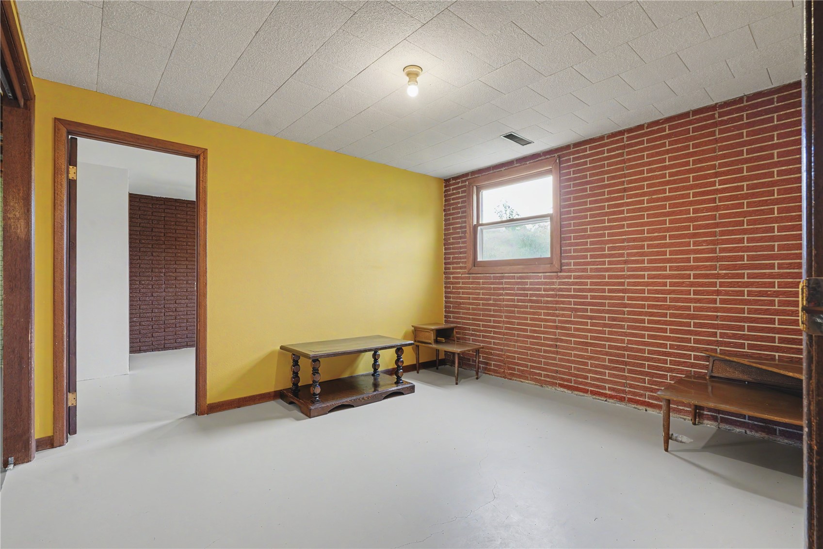 347 3rd Street N Central City IA 52214