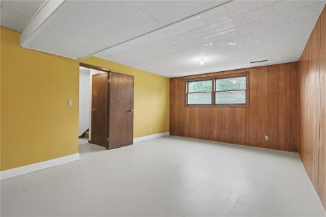 347 3rd Street N Central City IA 52214