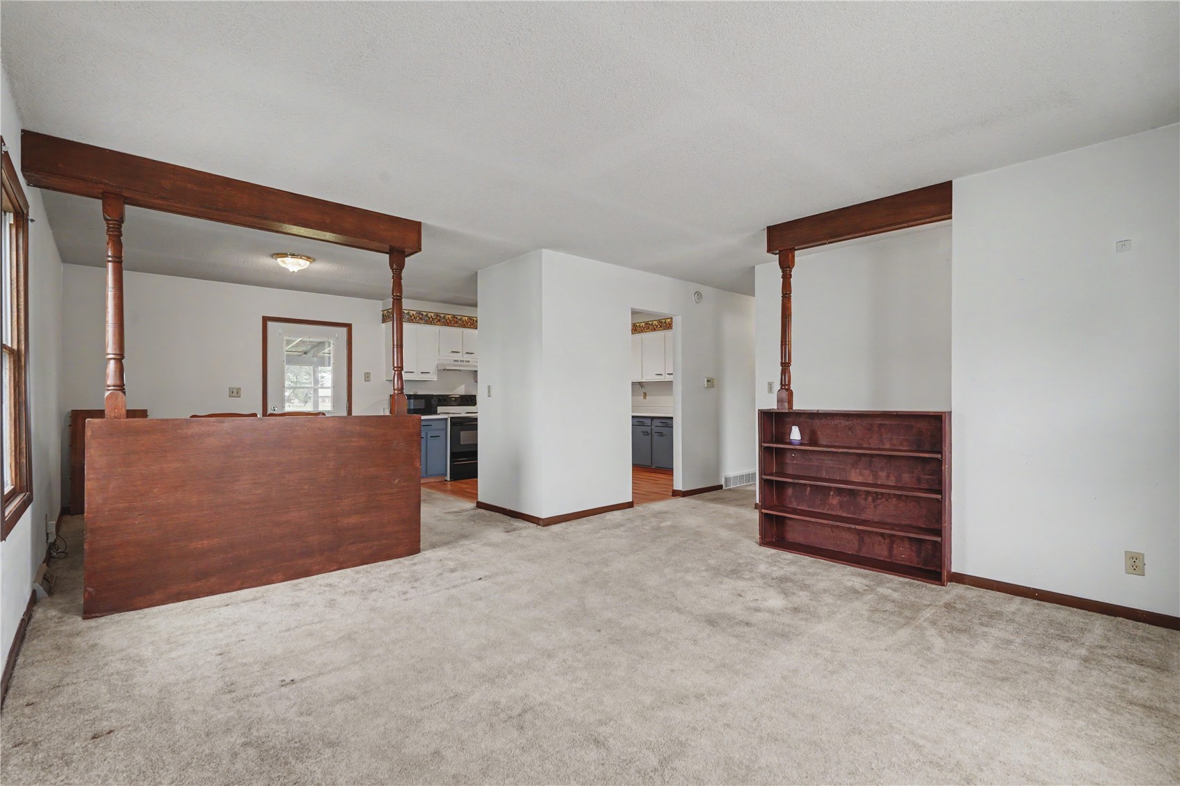 347 3rd Street N Central City IA 52214
