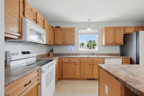 3305 Lennon Lane Marion IA 52302