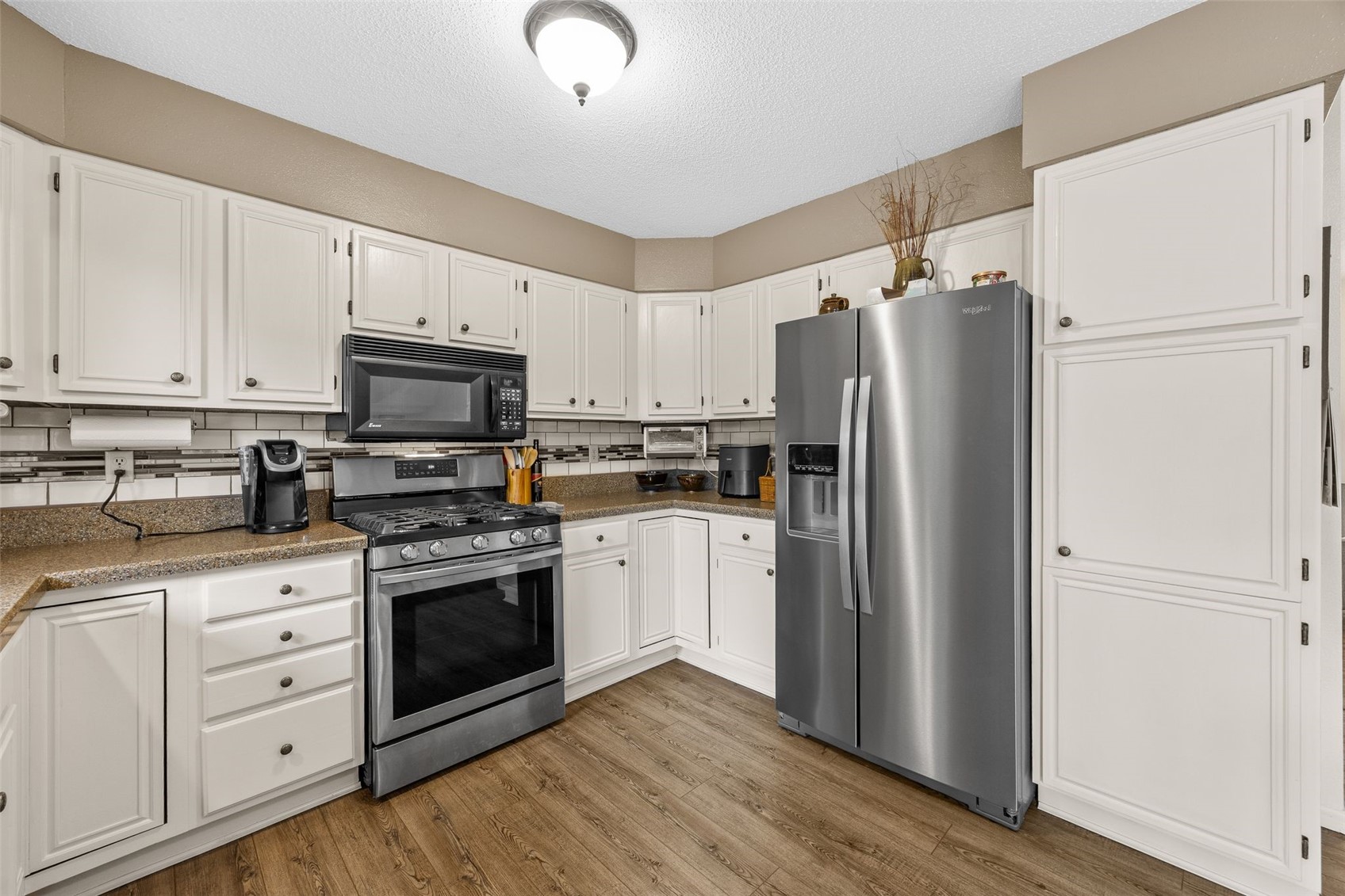 509 Bezdek Drive NW Cedar Rapids IA 52405