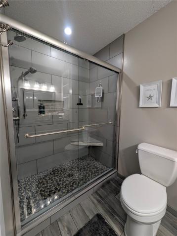 509 Bezdek Drive NW Cedar Rapids IA 52405
