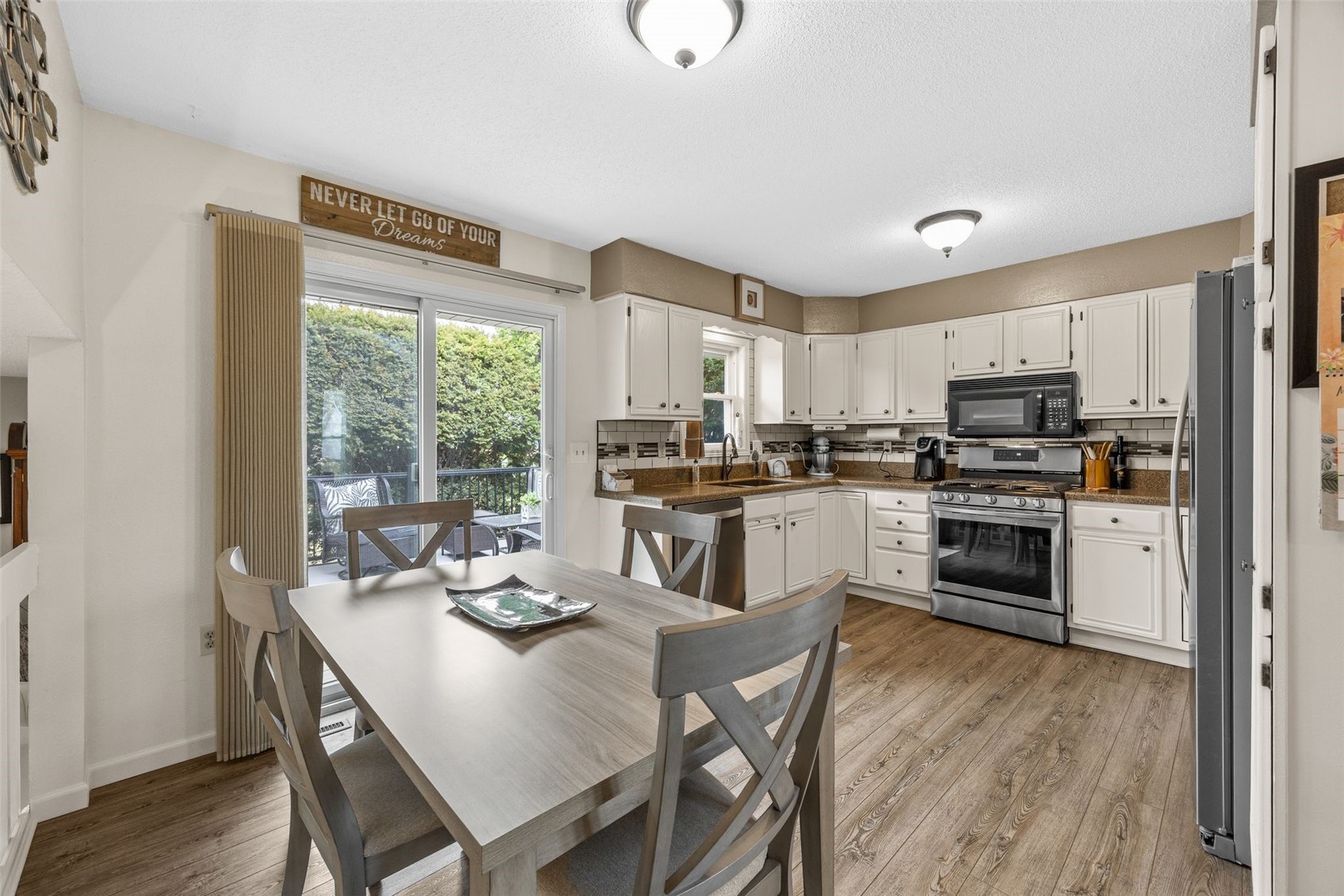 509 Bezdek Drive NW Cedar Rapids IA 52405