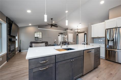 272 Barrington Court Marion IA 52302