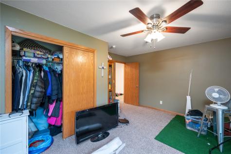 272 Barrington Court Marion IA 52302