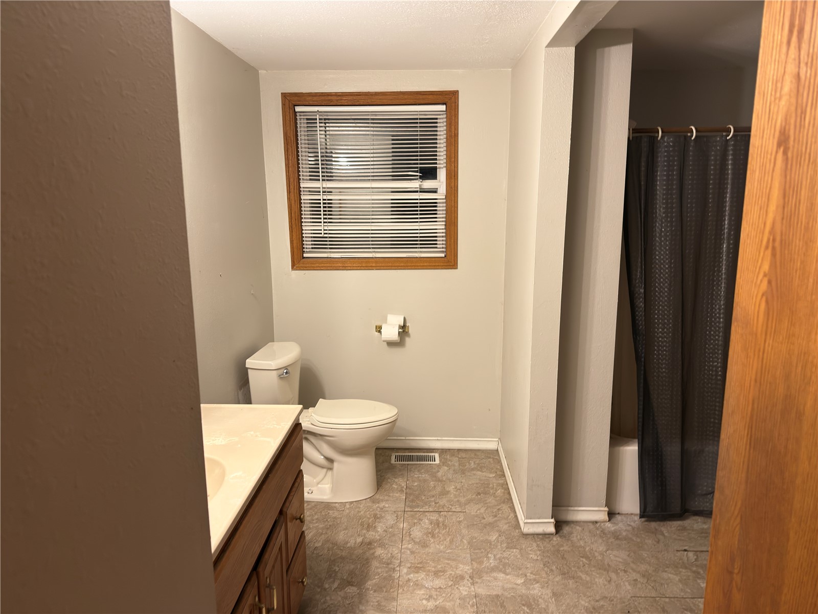 216 13th Street NW Cedar Rapids IA 52405