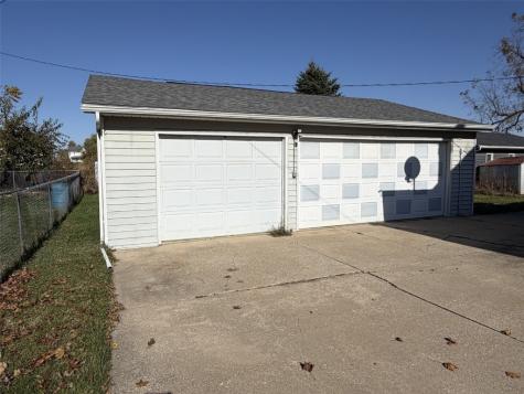 1568 5th Avenue Marion IA 52302