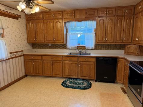 1568 5th Avenue Marion IA 52302