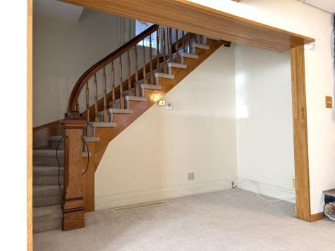 1568 5th Avenue Marion IA 52302