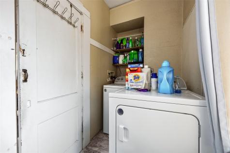 1802 J Street SW Cedar Rapids IA 52404