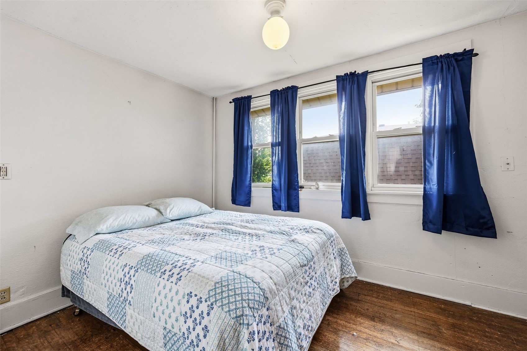 1802 J Street SW Cedar Rapids IA 52404