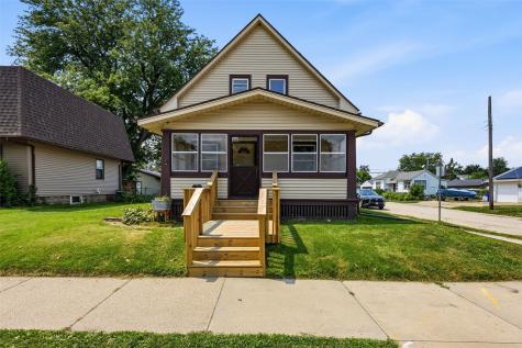 1802 J Street SW Cedar Rapids IA 52404