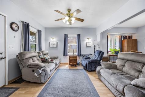 1802 J Street SW Cedar Rapids IA 52404