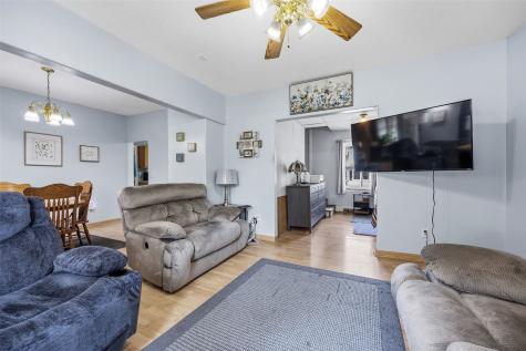 1802 J Street SW Cedar Rapids IA 52404
