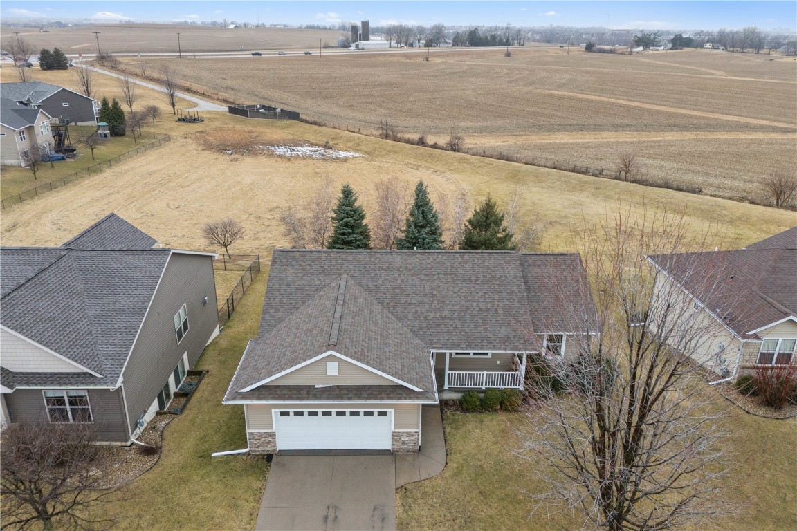 4922 Windmill Drive SW Cedar Rapids IA 52404