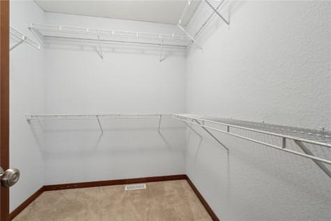 4922 Windmill Drive SW Cedar Rapids IA 52404