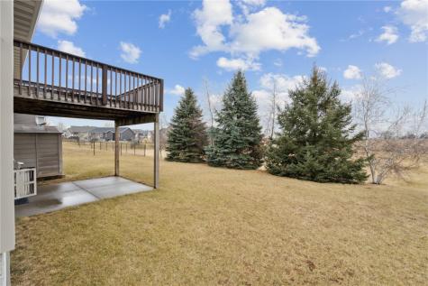 4922 Windmill Drive SW Cedar Rapids IA 52404