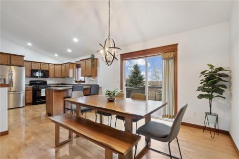 4922 Windmill Drive SW Cedar Rapids IA 52404