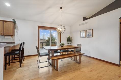 4922 Windmill Drive SW Cedar Rapids IA 52404