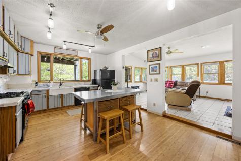 1828 NE Shady Lane North Liberty IA 52317