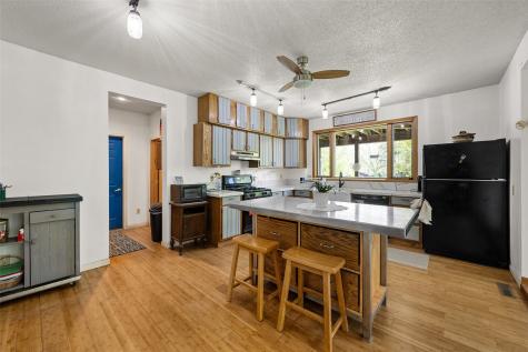 1828 NE Shady Lane North Liberty IA 52317