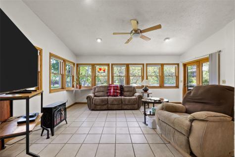1828 NE Shady Lane North Liberty IA 52317