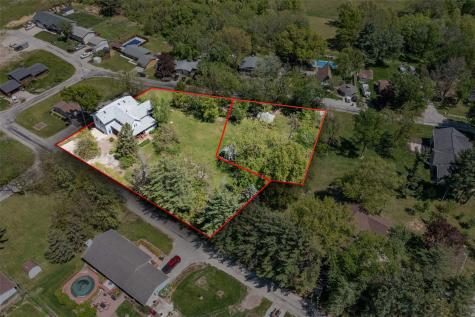 1828 NE Shady Lane North Liberty IA 52317