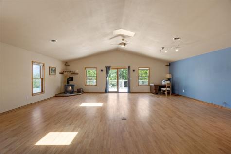 1828 NE Shady Lane North Liberty IA 52317