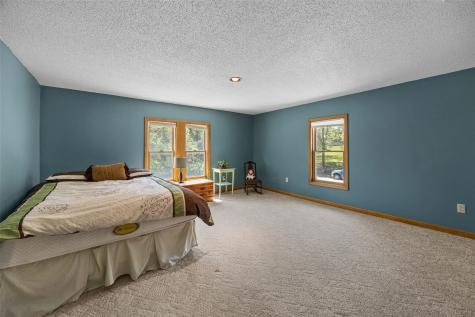 1828 NE Shady Lane North Liberty IA 52317