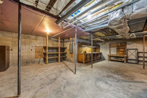 1828 NE Shady Lane North Liberty IA 52317
